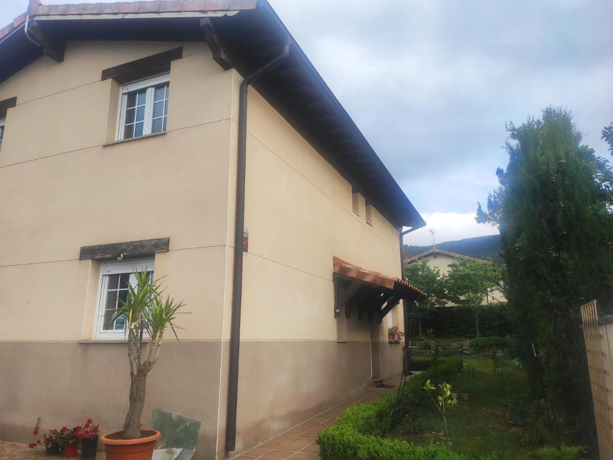 Vivienda El Olivo Con Piscina Privada Y Jardin. Villa Ayegui ภายนอก รูปภาพ
